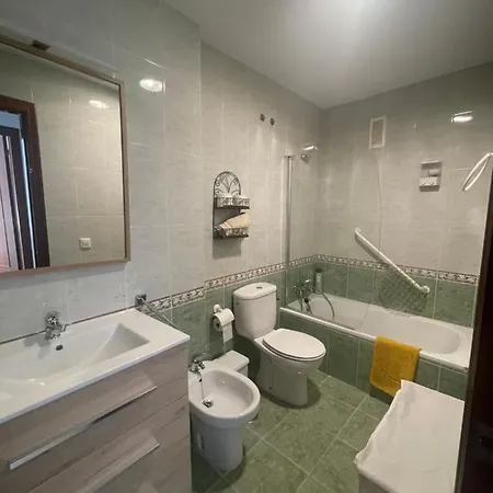 Cadiz Parking Apartment *